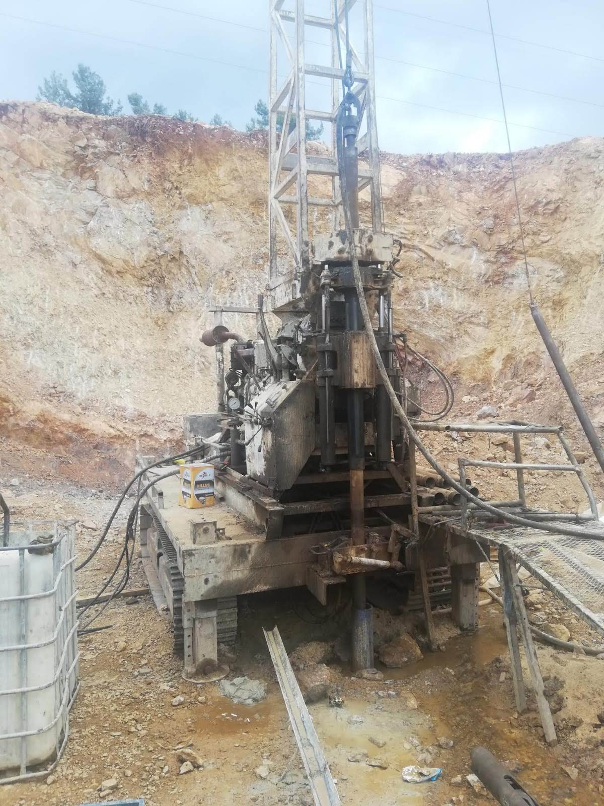 Abdurrahman Özdemir Su Kuyusu Açma Septik Sistem Kurulum Maden ve Etüt Sondaj Faaliyetleri 